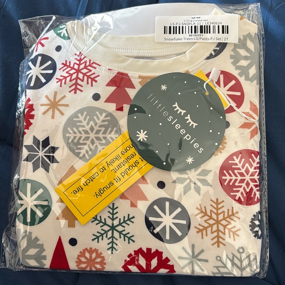 2T Little Sleepies, NWT
